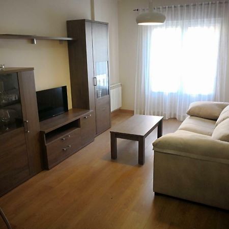 Apartamentos Torre De Gredos 아레나스 데 산 페드로 외부 사진